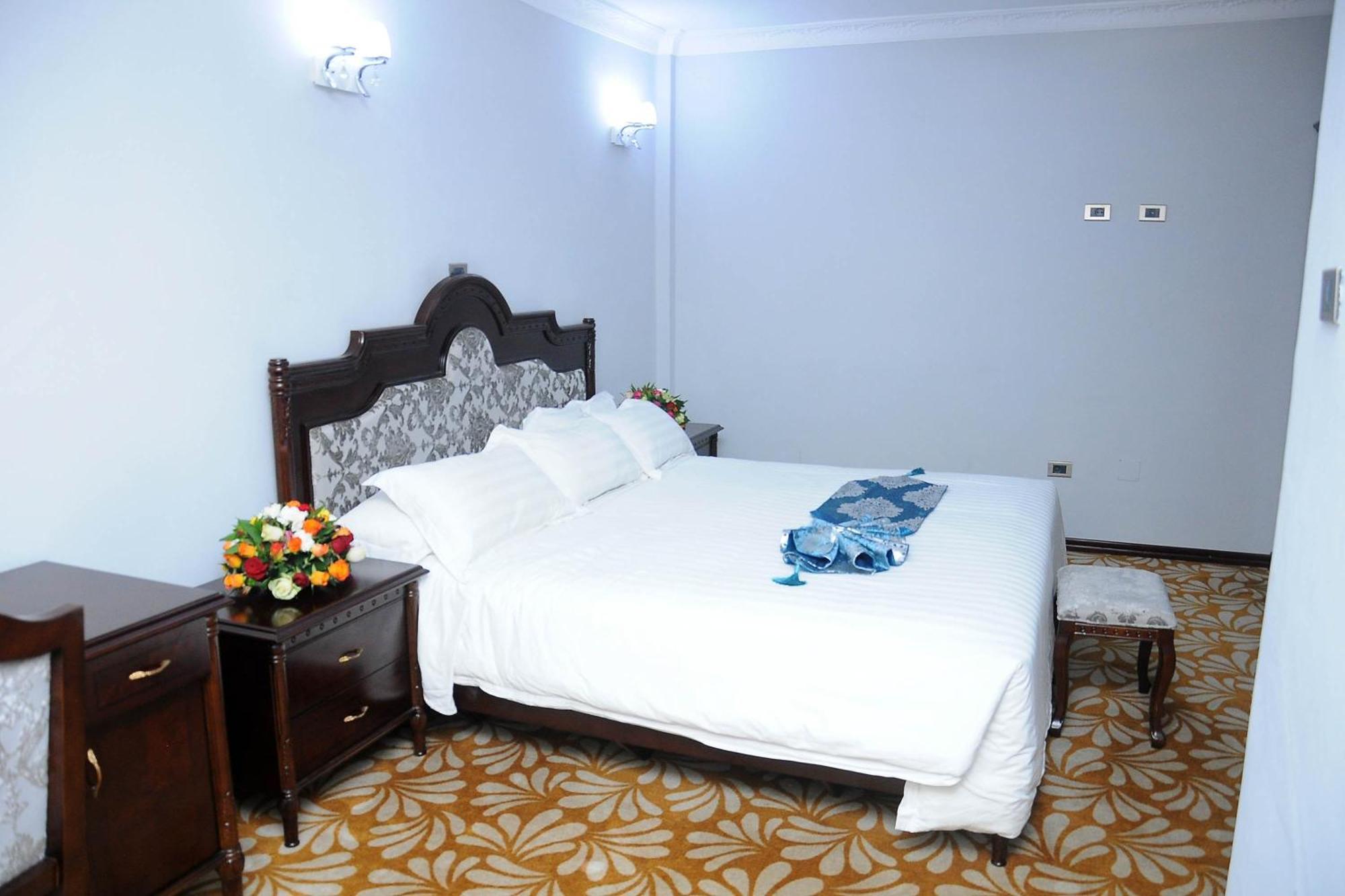 Ras Amba Hotel Addis Ababa Exterior photo